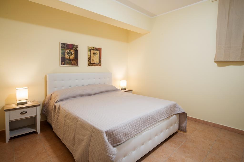 Milly House Apartment Letojanni Exterior photo